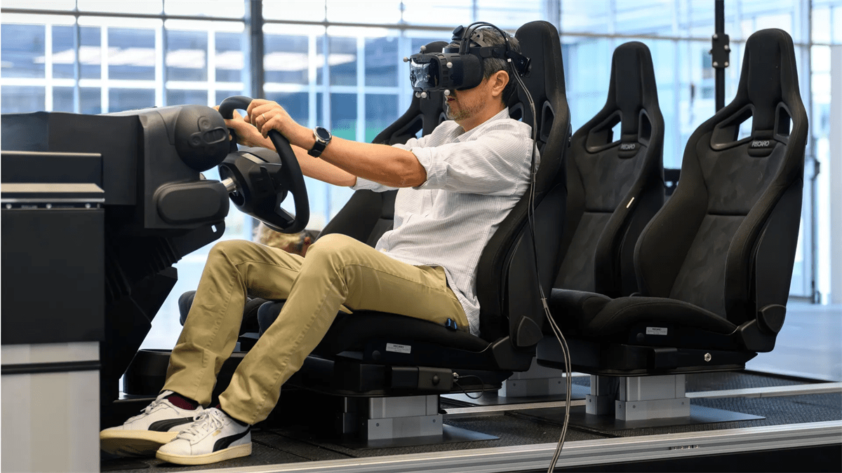 雷诺-XR-汽车-<a class='light-link' href='https://varjo.com/' target='_blank'>Varjo</a>-台架-vison pro-虚拟评审设计-3.png 雷诺-XR-汽车-<a class='light-link' href='https://varjo.com/' target='_blank'>Varjo</a>-台架-vison pro-虚拟评审设计-3.png